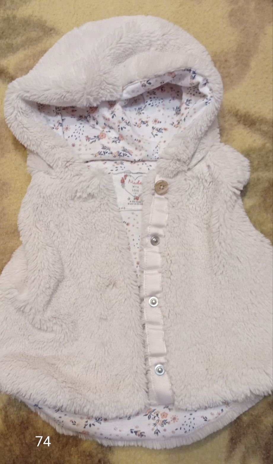 Елеци и якета за бебе момиче 6-9 месеца