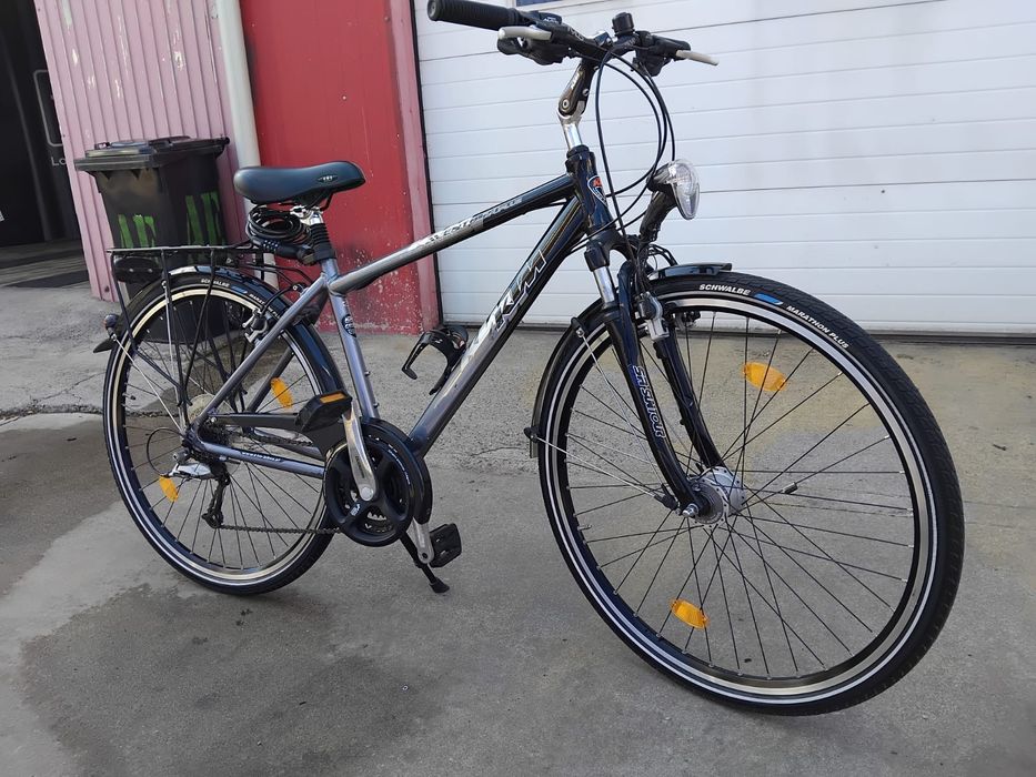 Vând bicicleta ktm din aluminiu pentru bărbați