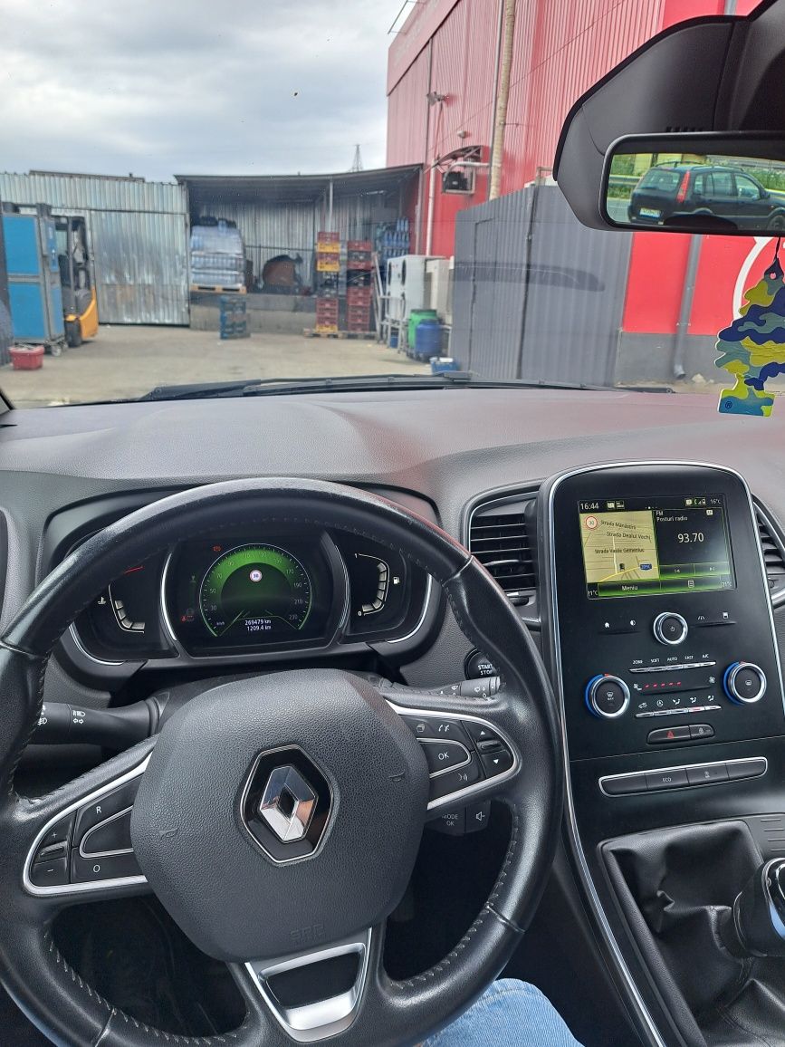 Renault Scenic, an 2019 , cutie manuala 6+1 trepte.