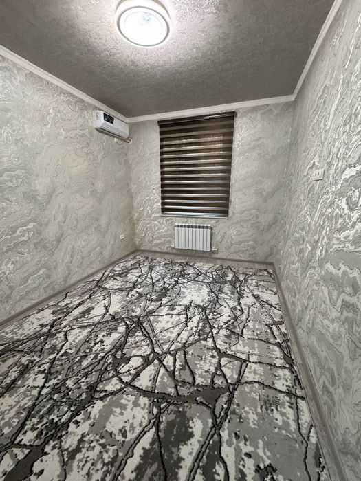 Arzon narxda 1-qavatdan 1 xonalik tayyor kvartira sotiladi