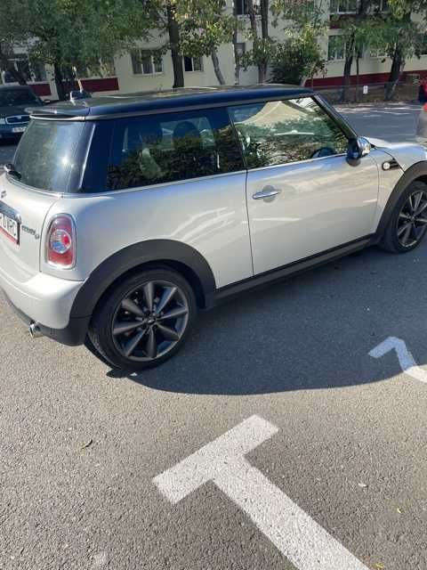 Mini Cooper auto