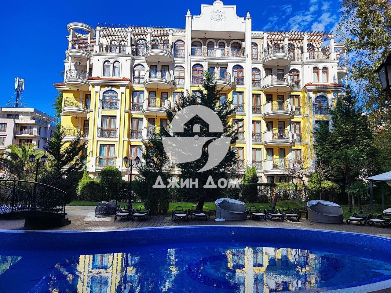 Продава се Двустаен апартамент в к.к. Слънчев бряг - 64 кв.м за 1438 €/кв.м - Снимка #8