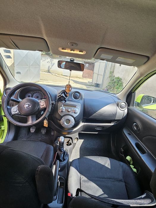 Продавам Nissan Micra
