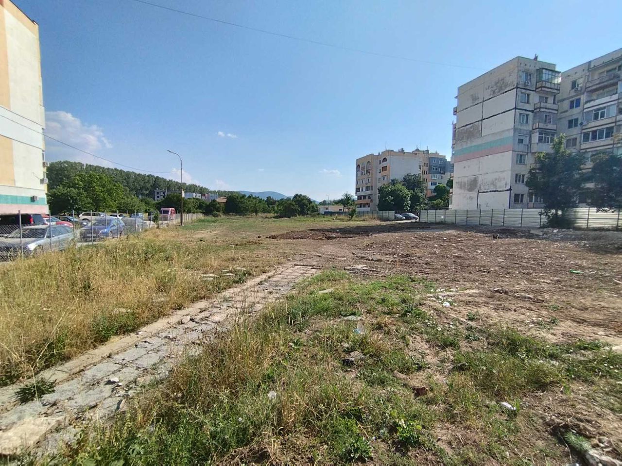 Продава се Двустаен апартамент в Търговище, Запад 3 - 63 кв.м за 932 €/кв.м - Снимка #16