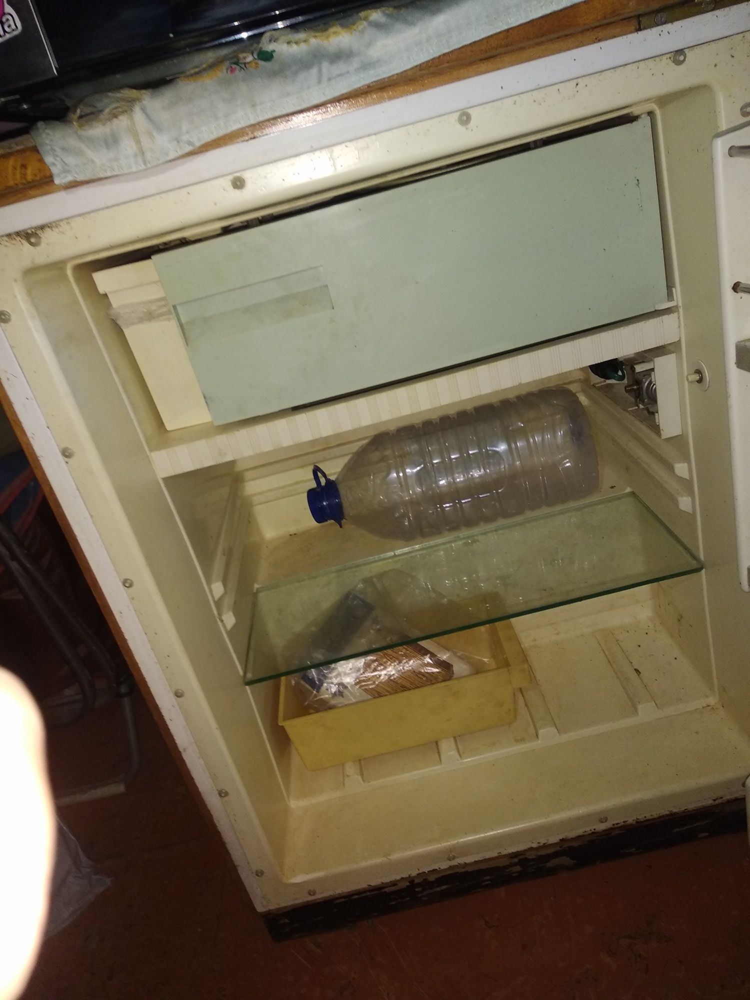 Продам холодильник "SNAIGE 2"