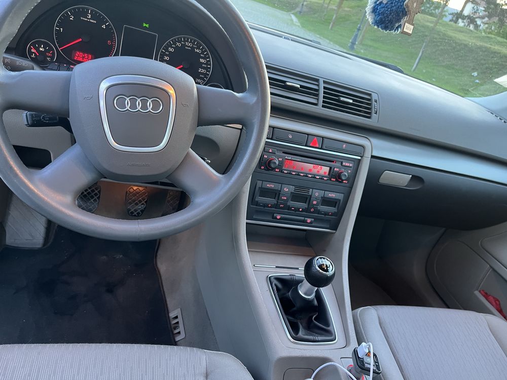 Vand Audi A4 B7 stare perfecta