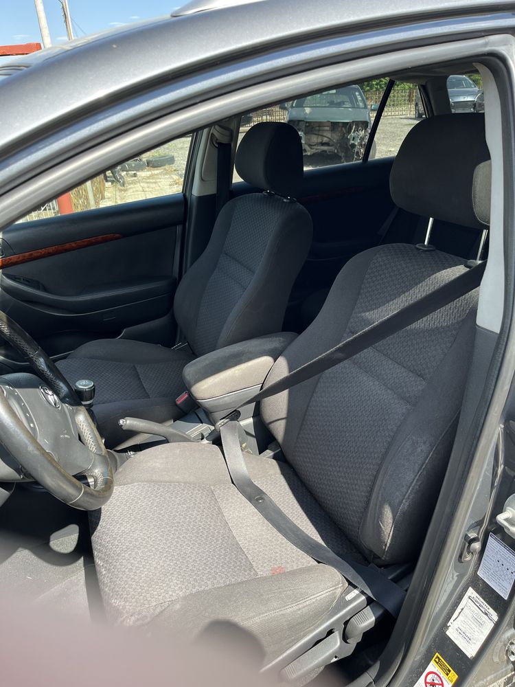 Toyota Avensis 2.2D-CAT