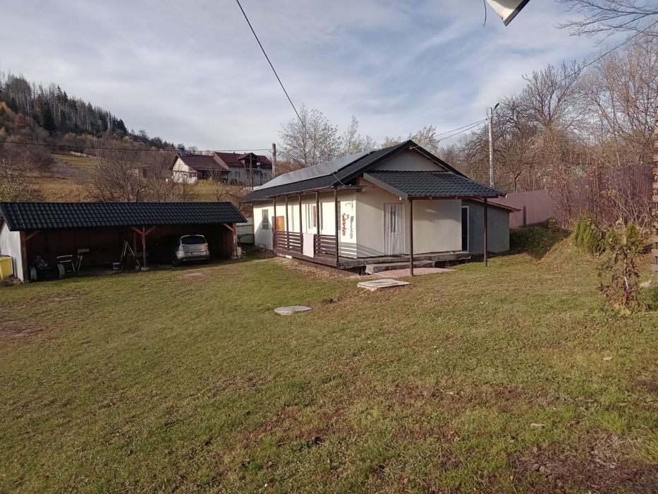 Vand casa in Slatioara com Rasca jud Suceava