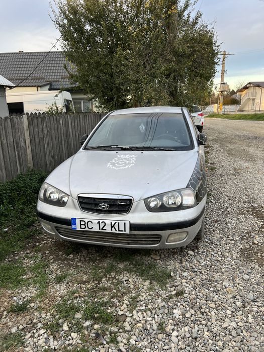 Hyundai elantra vand sau schimb