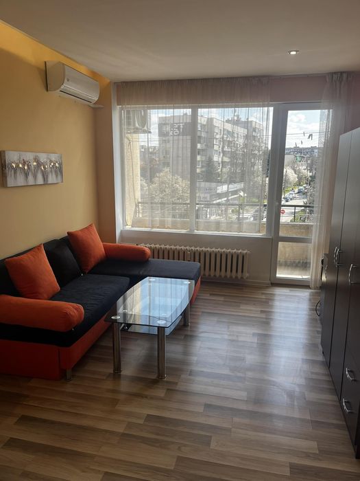 Дава се под наем Тристаен апартамент в София, Сухата река - 80 кв.м за 600 € - Снимка #1