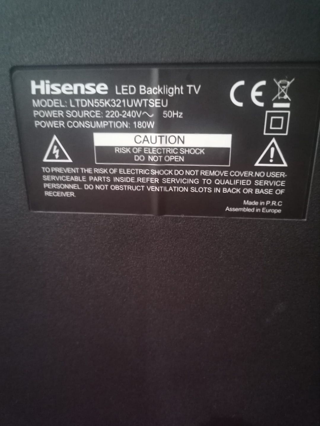 Televizor Hisense cu ecranul spart (pentru piese)