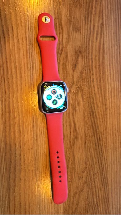 apple iwatch 44 продам торг