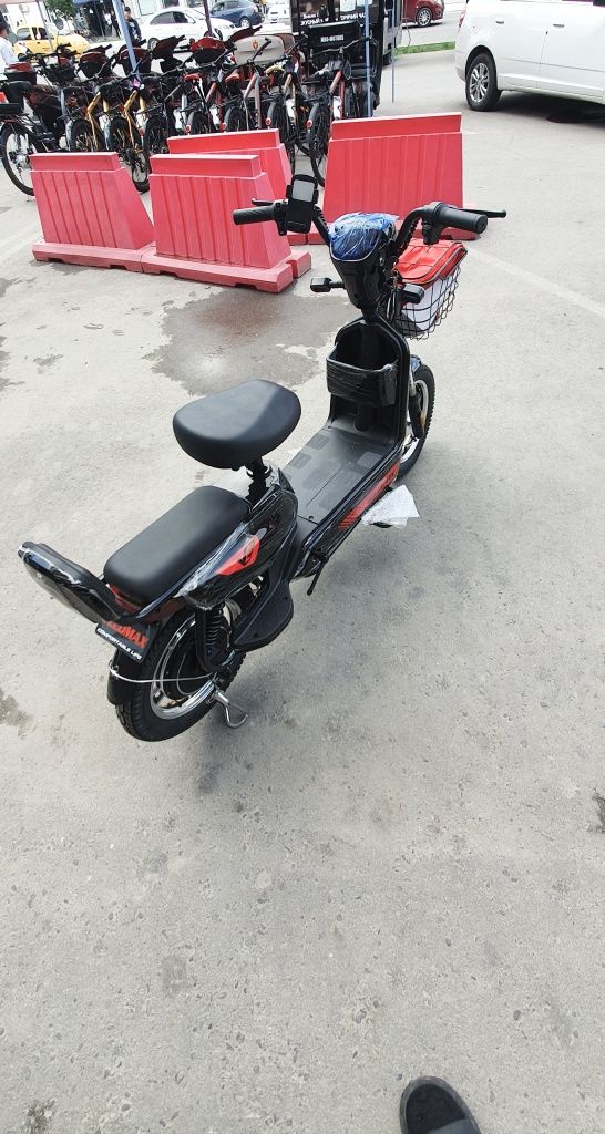 Skuter elektron ..