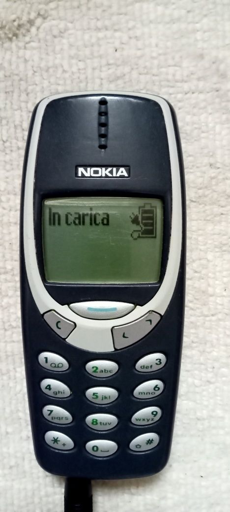 Nokia 3310 albastru de colectie