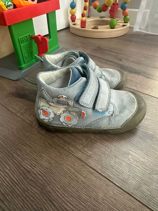 Детски обувки и пантофи