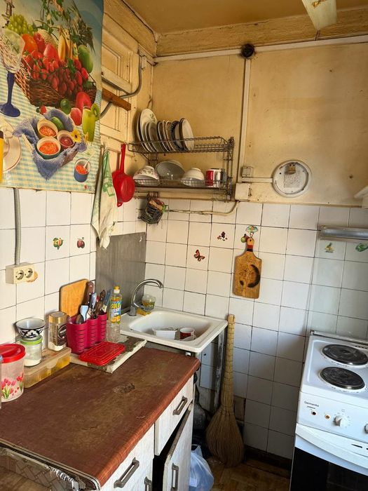 Продажа 2 комнатная квартира 2 этаж 44м² Спутник 9