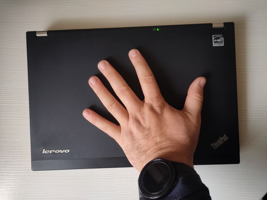 Laptop Compact Lenovo IBM, Ecran 12.5 inchi, Windows 11!