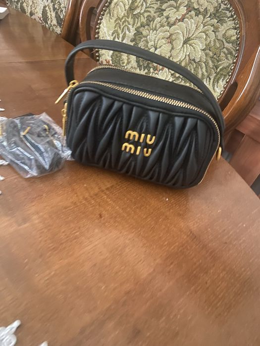 Geanta superba, Miu Miu