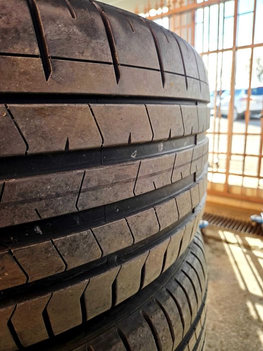 Pirelli P Zeto 285/40 r21  dot 2625(3000km)