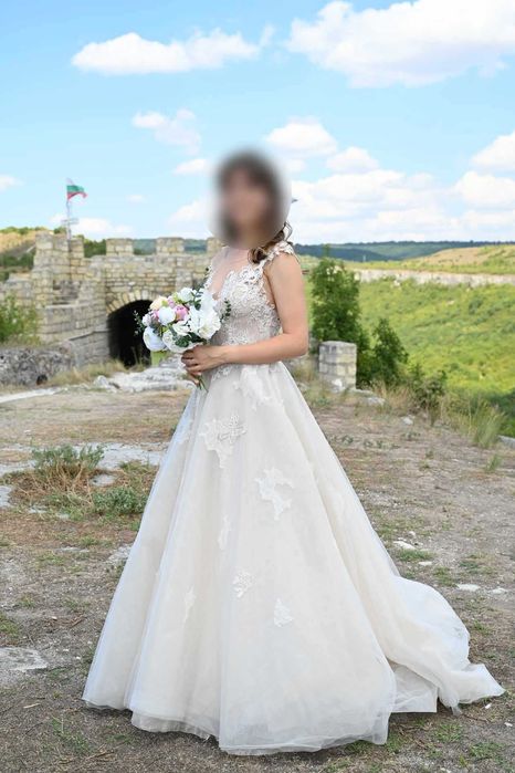 Сватбена рокля от бутик Be Queen