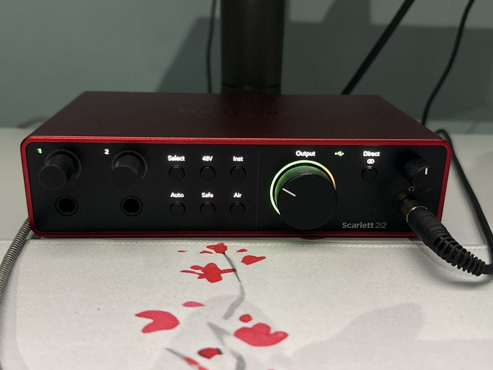 Focusrite 2i2 | Звуковая карта