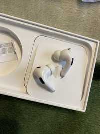 Air Pods наушники продам