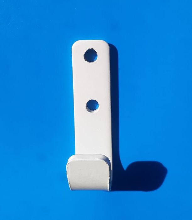 Продам новые крепления (кронштейн, крючки) для турника 3в1