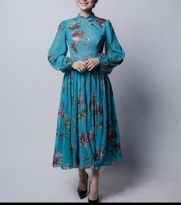 Вечерние платья для девушек размер S