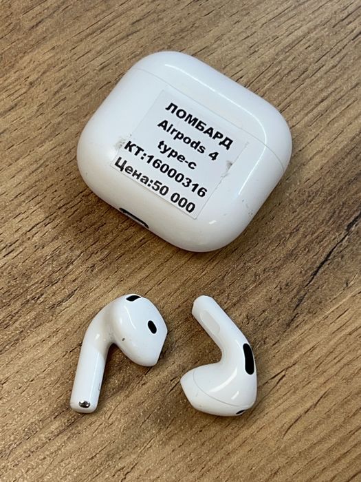 Airpods 4 with Type-C