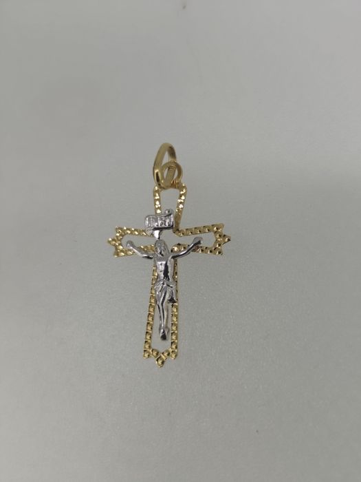 Cruciuliță aur 18k 0.7gr (r)
