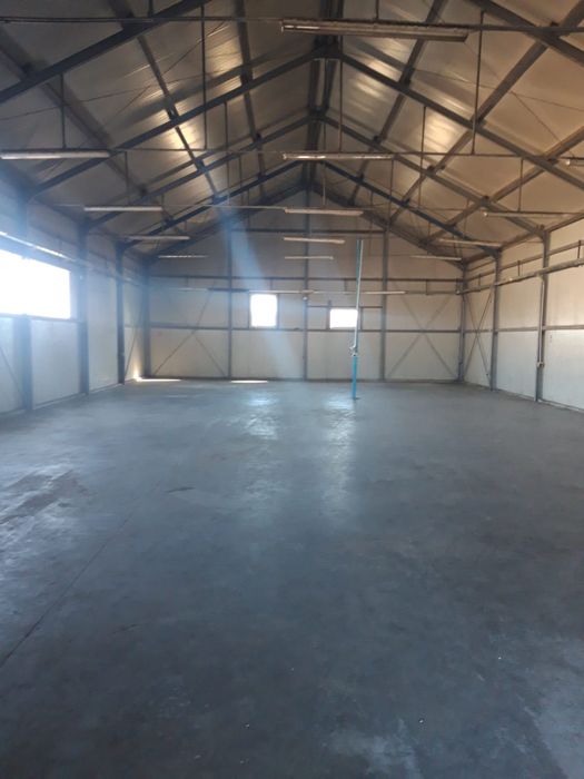 Închiriez hala industriala