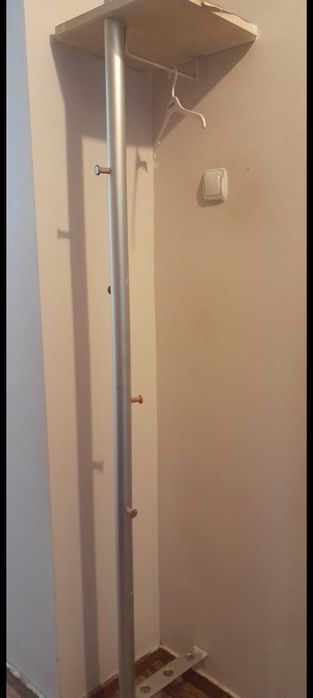 Вешалка в прихожую б/у