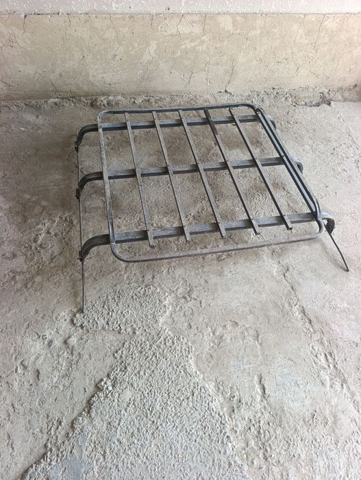 Bagaj sotiladi Lada moshinlarga tushadi