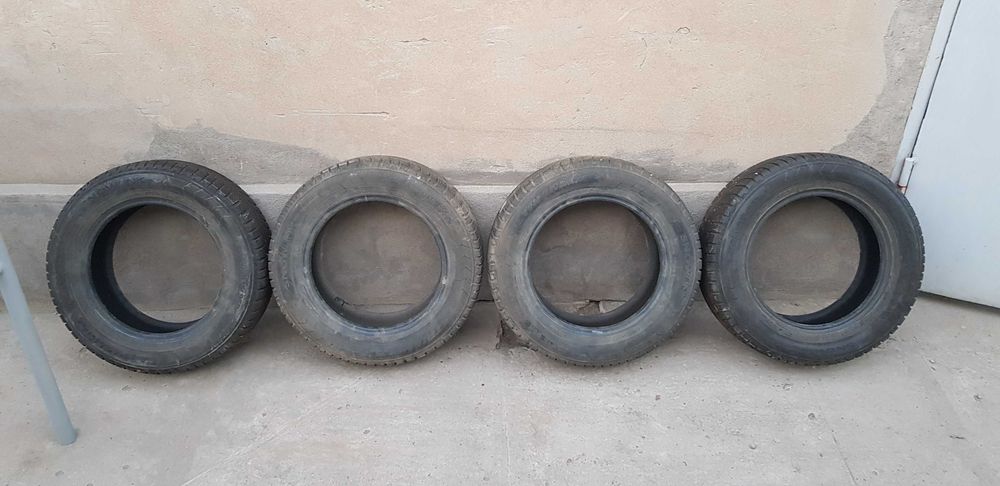 Продам шины Triangle,зимние 195/65/R15.Комплект 4 шт.