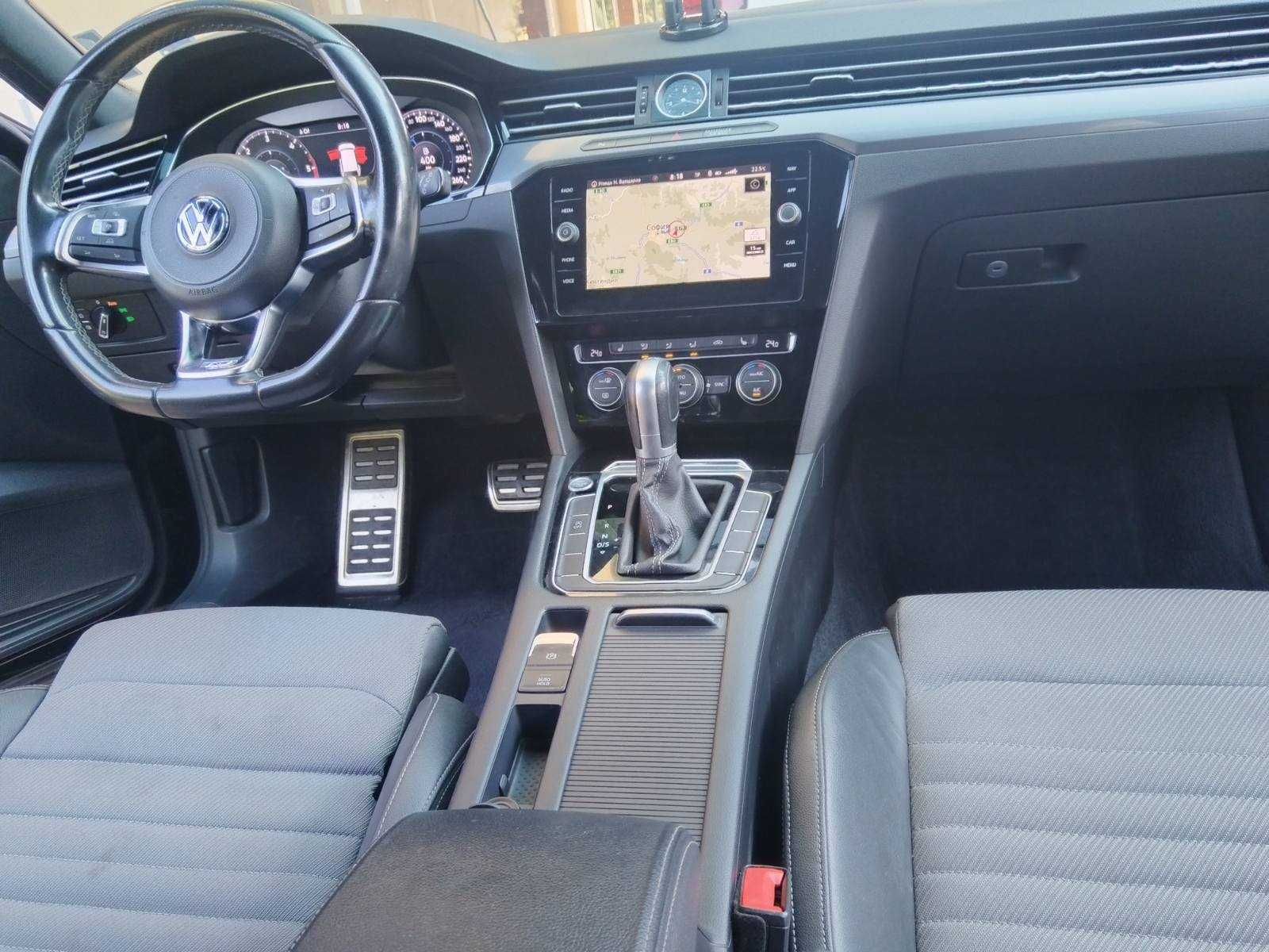 VW Passat 2.0 TDI R-line 2018 DSG-7