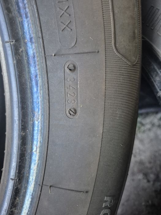 De vânzare 255 55 r19