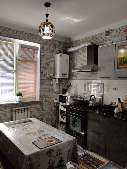 sotiladi 4 xonali 1 etaj