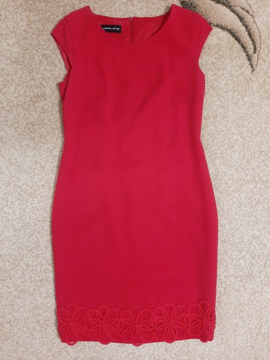 Платья  44  46 размер