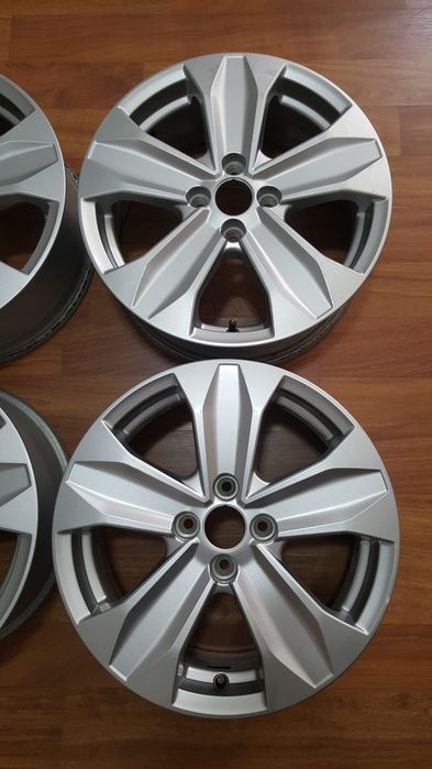 JanteRenaultClioCapturZoeTwingoLoganSanderoJoggerLodgyNissanMicra4X100