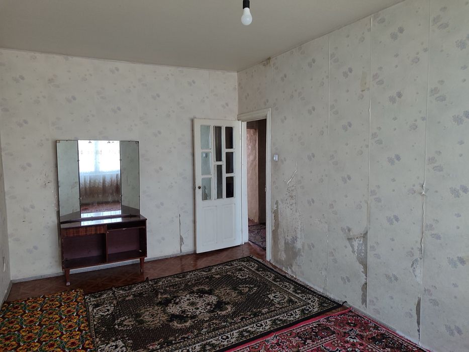 Квартира юнусобод 12 квартал 34 дом 2 етаж 3 комнати