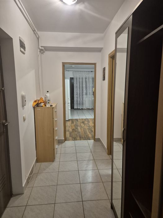 Închiriez apartament 2 camere, 2 balcoane, zona Stejarului, Florești,