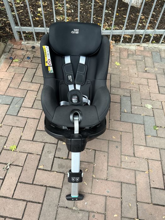 Britax Romer Dualfix Rotativ 61-105 cm Isofix