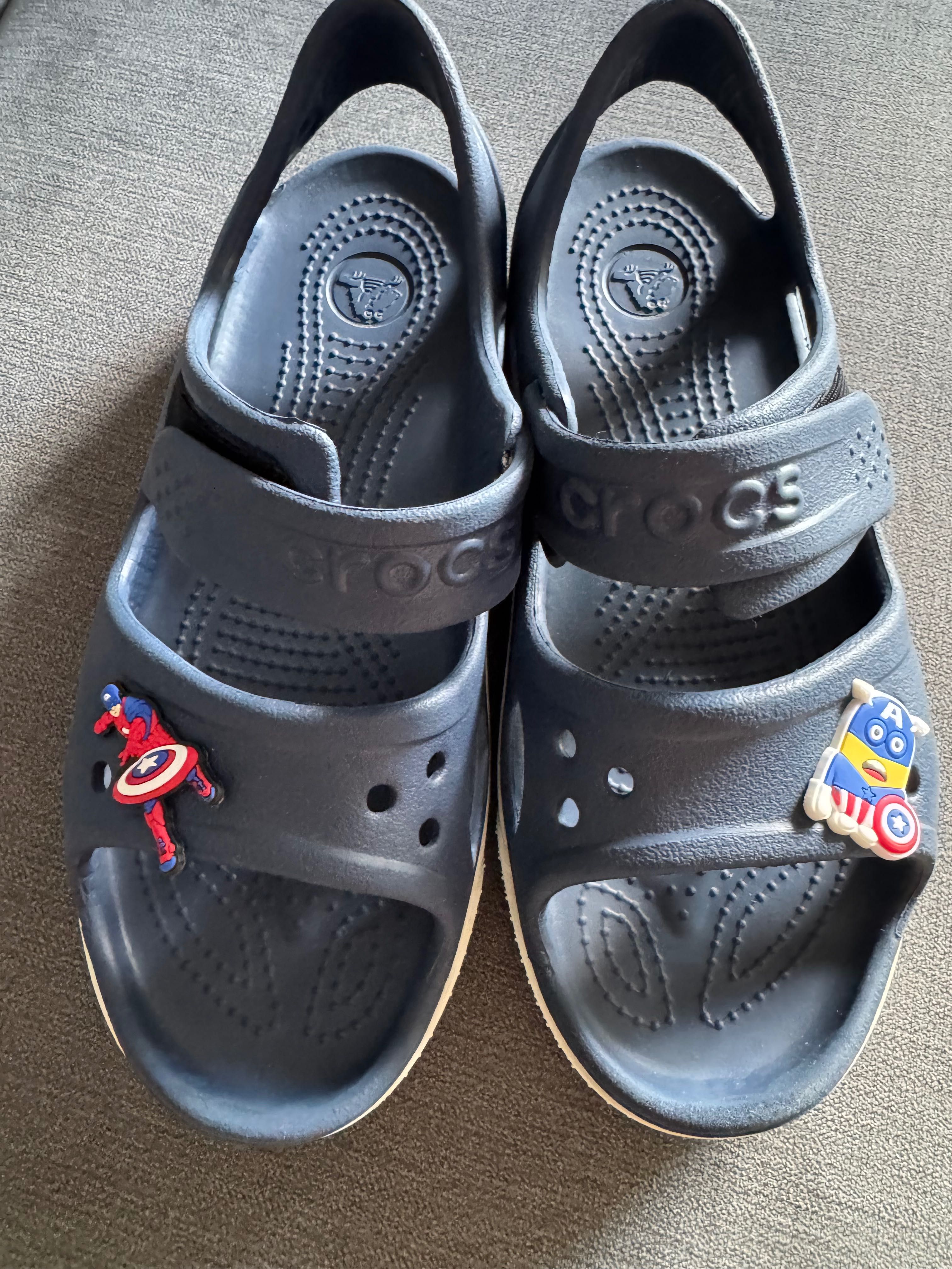 Продавам Сандали Crocs