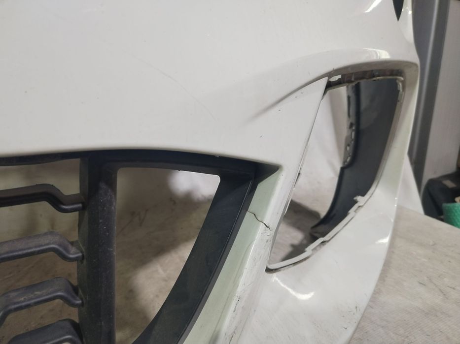 Bara fata BMW X1 F48, M-Sport, 2015, 2016, 2017, 2018, cod origine OE 51118059891.