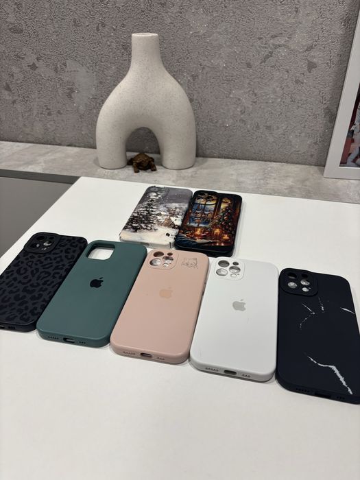 Чехлы на айфон 12 про