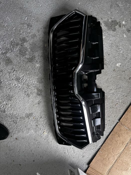 Grilă radiator skoda fabia 3 facelift.