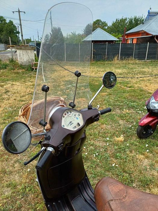 Scuter vespa 49 CC- 2300 euro / scuter electric VTA/ VS1 -800 euro