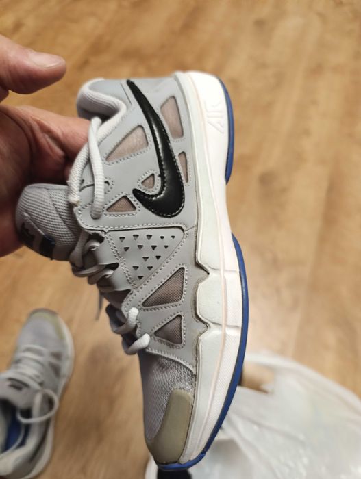 Продам мужскую обувь ecco и nike 41 разм ,недорого