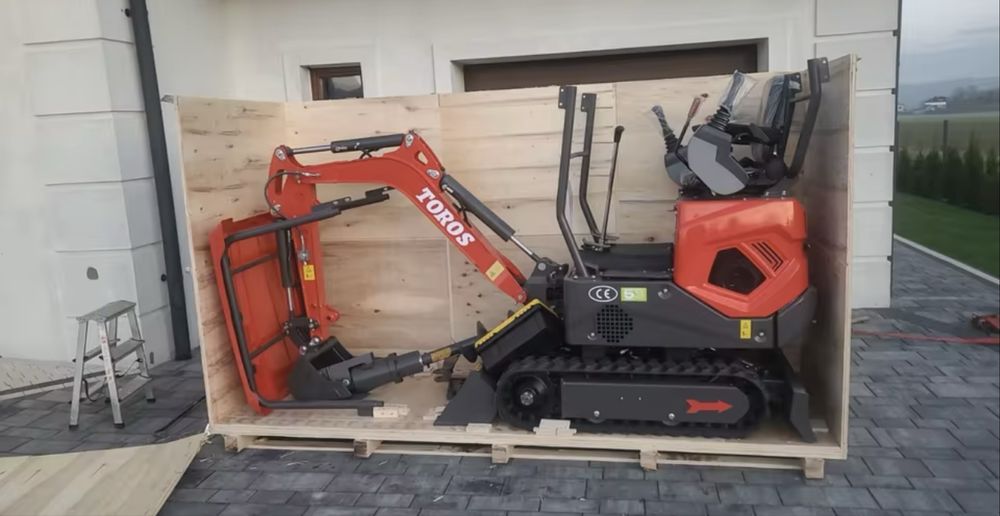Mini Excavator Manufacturer Kubota Engine Digger 1000 Kg