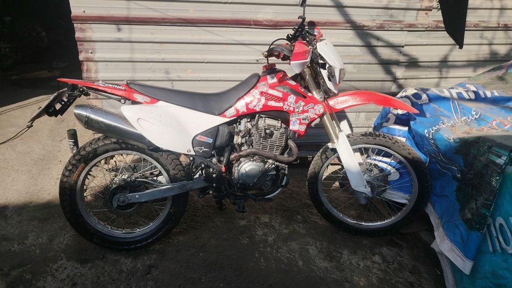 Скутор индуро мотоцикл